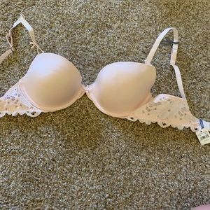 32C light pink aerie bra